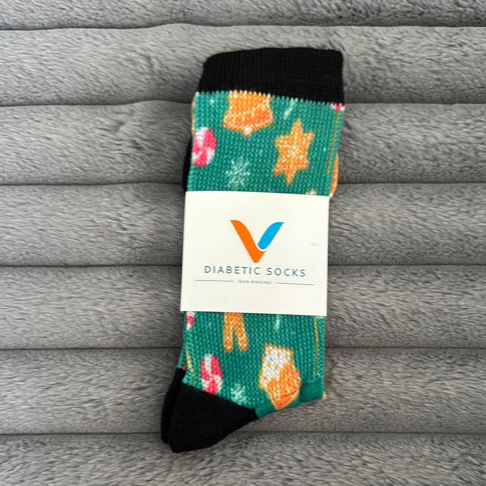 Viasox Diabetic Non Binding Casual Socks with Christmas Patterns
